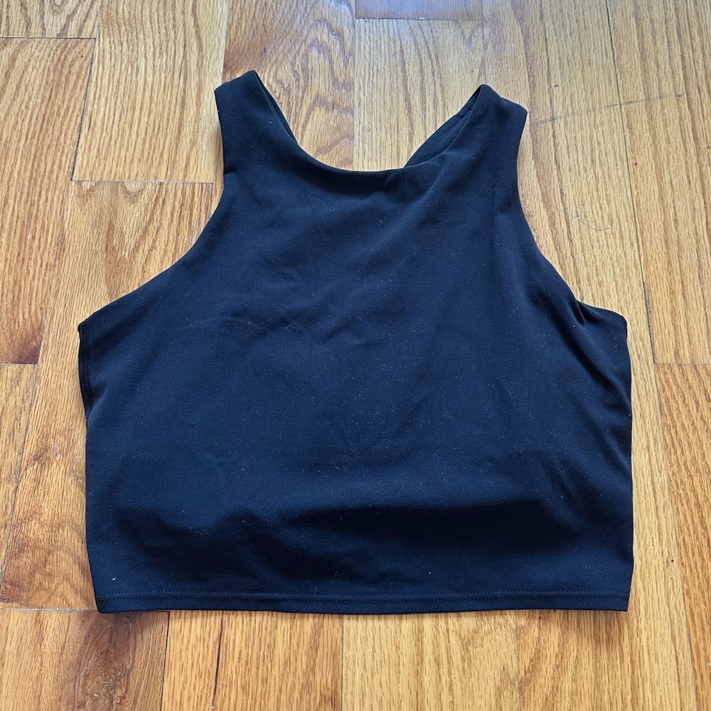 Athleta Conscious Crop Sports Bra